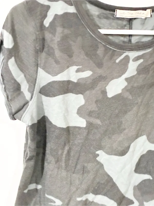 Free People We The Free Women's Camo T Shirt Top Grey Short Sleeve Size Small - Image 2