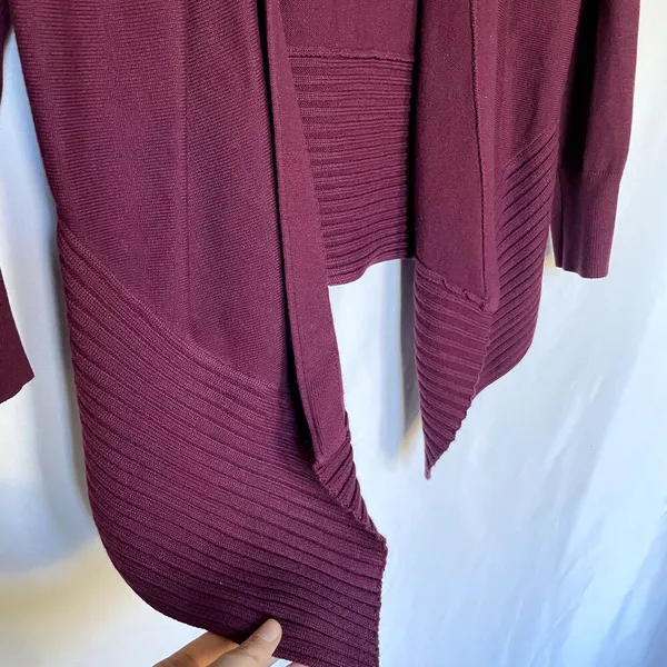Ann Taylor LOFT‎ burgundy purple asymetric cardigan knit women's size small - Image 4