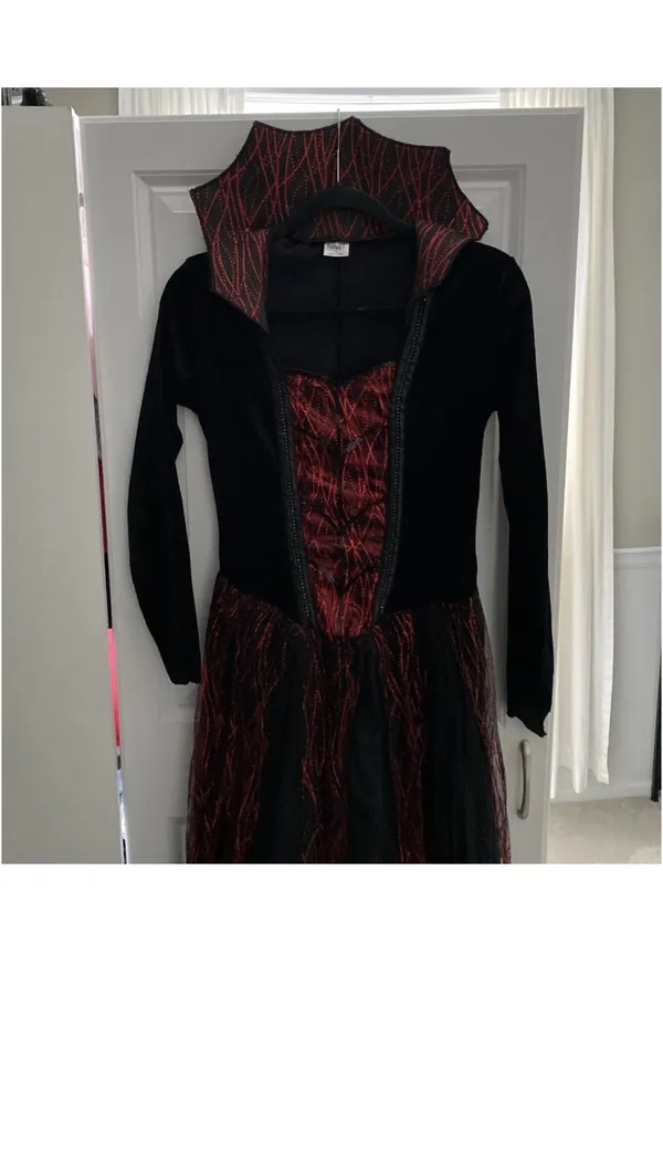 Spirit Halloween Queen Of The Underworld Whimsigoth Costume Adult Small 4-6 - Image 16
