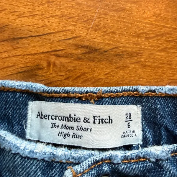Abercrombie & Fitch The Mom Short High Rise Distressed Denim Blue Size 28 6 - Image 3