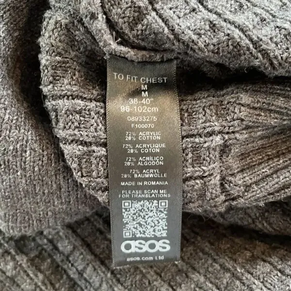 ASOS sweater.  Size Medium. - Image 4