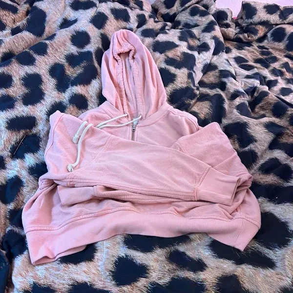 Aerie Women's Pink Hoodie - Image 3