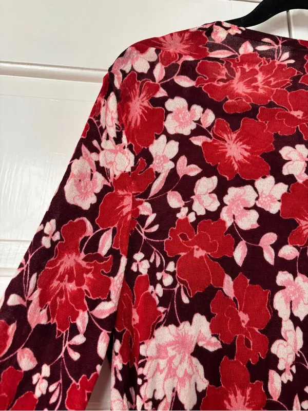 Garnet Hill Red Floral Button-Down Cardigan 100% Merino Wool Blouse Size Medium‎ - Image 11