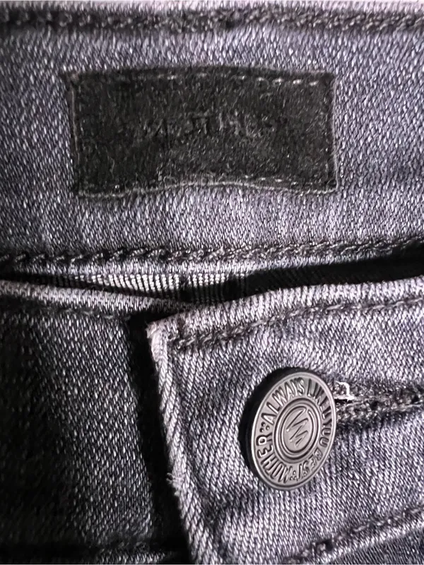 Mother Denim Insider Step Crop Fray in “Miss Moody Two Shoes Racer” size 28. - Image 7
