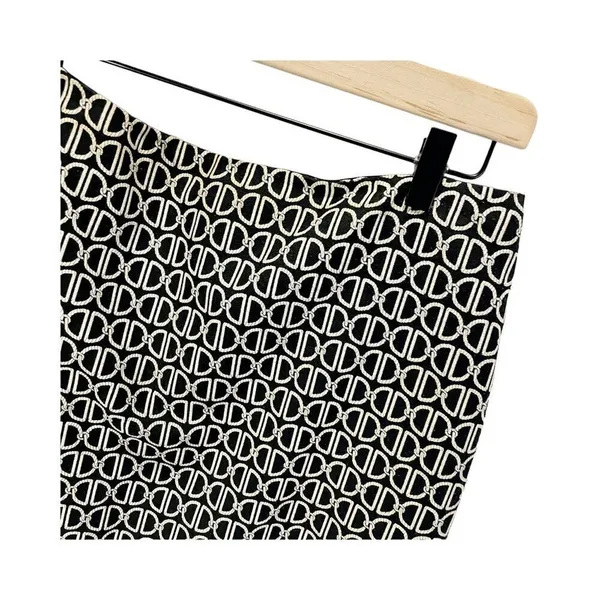White House Black Market‎ Womens Straight Skirt Geometric Mini Back Slit USA 8 - Image 3