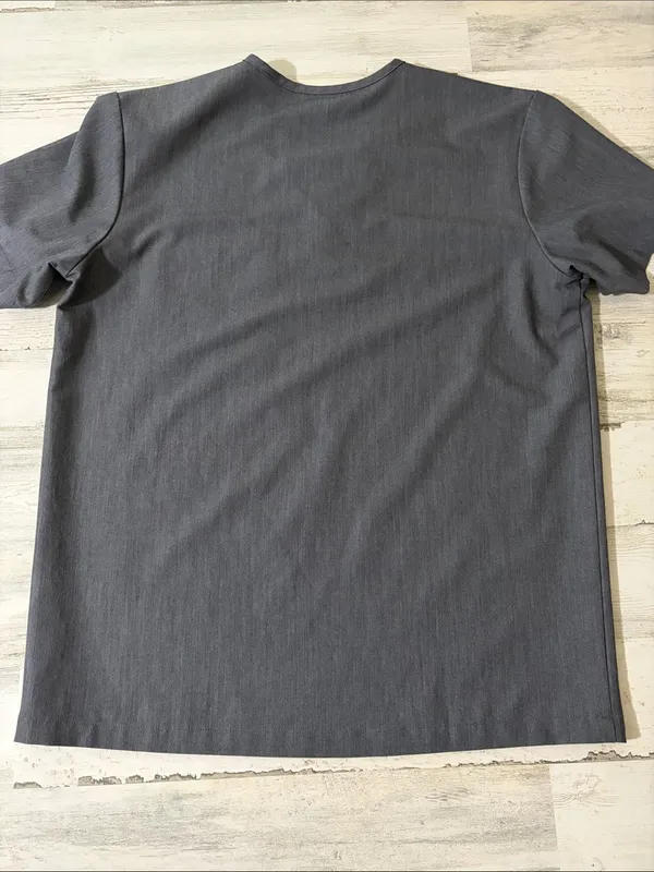 Figs Gray V-Neck Scrub Top & Pants with Green Drawstrings Size Medium - Image 7