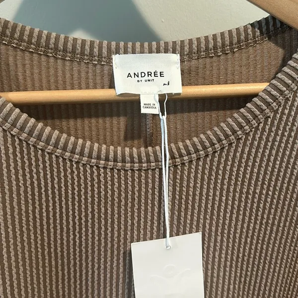 Andree by Unit‎ M/L Mocha Oversized Ribbed Dolman Tunic - Image 2