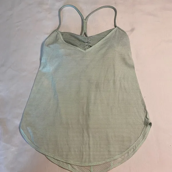 Bundle of 2 Lululemon Workout‎ Tank Tops Size 4 - Image 4