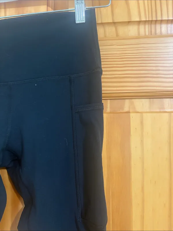 HeyNuts Size XS Black High-Rise Activewear Leggings - Image 2