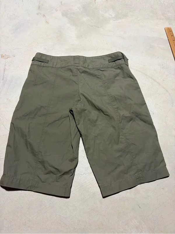 Nike Olive Green NWT Shorts MSRP$40 XS NOS 2007 Y2K - Image 4