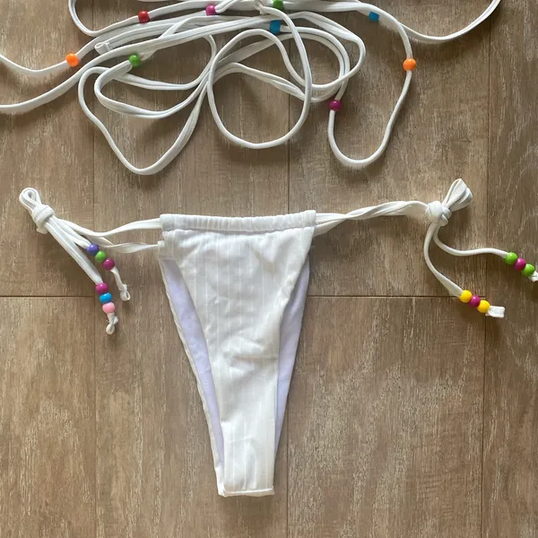 White bead halter waist tie up ribbed white bikini top bottom swimsuit set XS NEW - Image 4