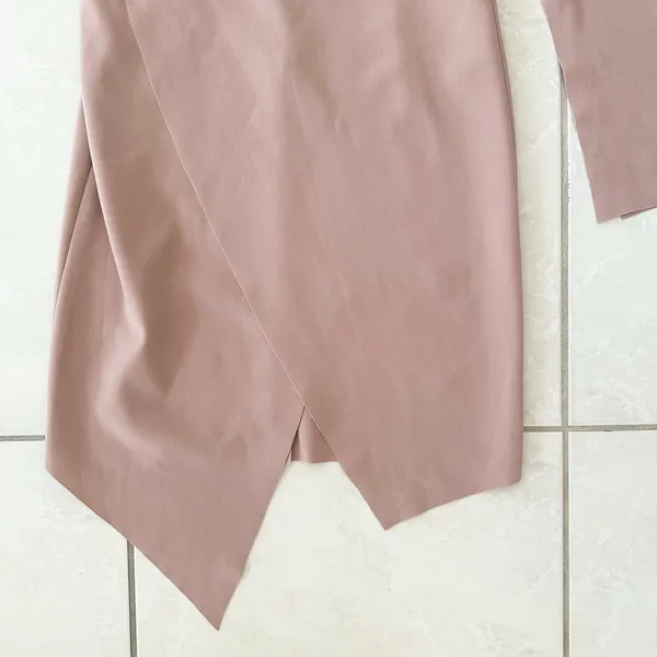 Finders Keepers NWT Soft Pink Blush Chances One Shoulder Long Split Sleeve Dress Medium - Image 6