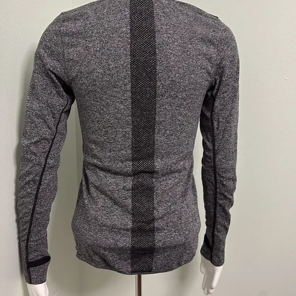 Orangetheory Fitness OTF Long Sleeve Gray Workout Tee Small - Image 6