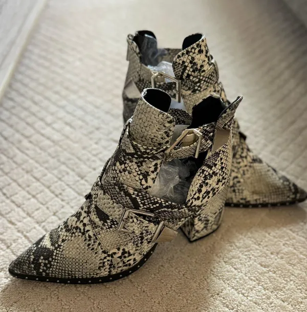 Qupid Snakeskin Western Booties - Image 2