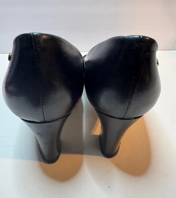 Etienne Aigner 'Taylor'Heels Size 8.5 M - Image 4