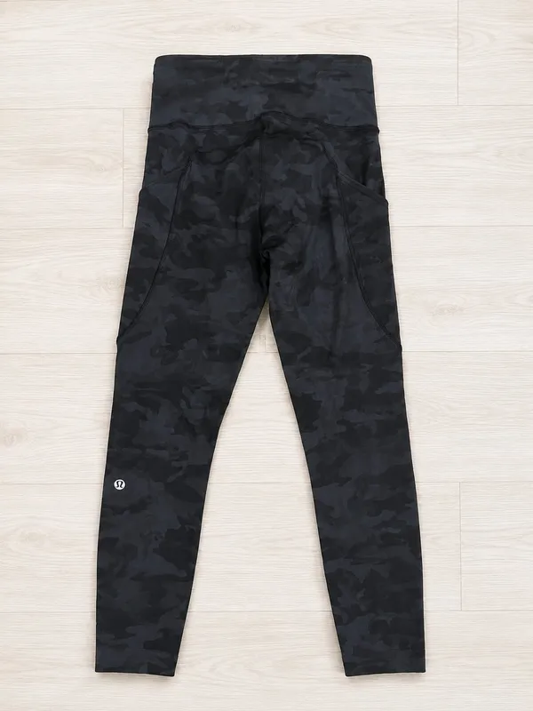 Lululemon Fast and Free High Rise Legging 25in Incognito Camo Multi Grey Sz 6 - Image 2
