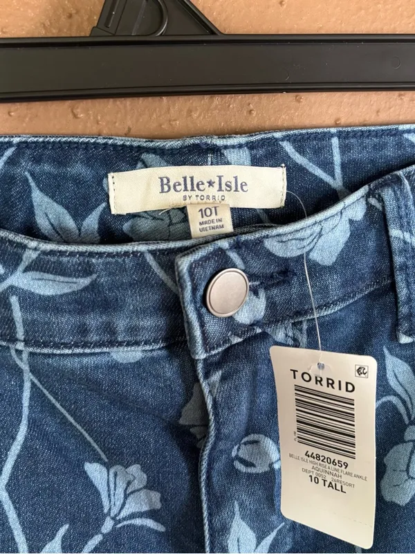 Torrid Belle Isle Aquinnah High Rise Flare Ankle Floral Jeans Blue 10 Tall NWT - Image 2