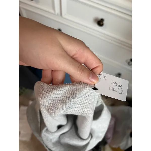 Brandy Melville Cropped Top Heather Gray Ribbed Knit Long Sleeve Boat Neck Basic - Image 3