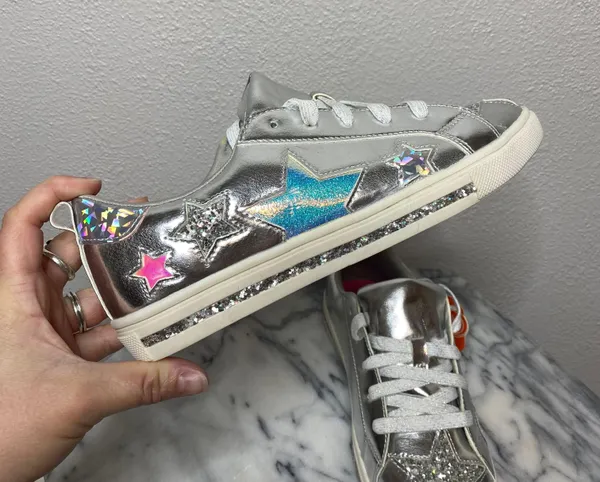 Wonder Nation Silver Glitter Fashion sneakers - Image 3