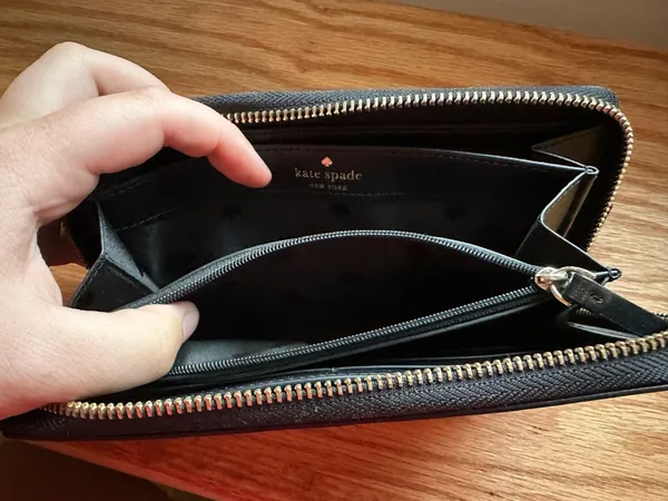 Kate Spade Wallet - Image 4