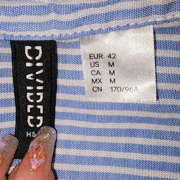 H&M Divided Striped Button-Up Shirt - Blue & White, Size Medium - Image 3