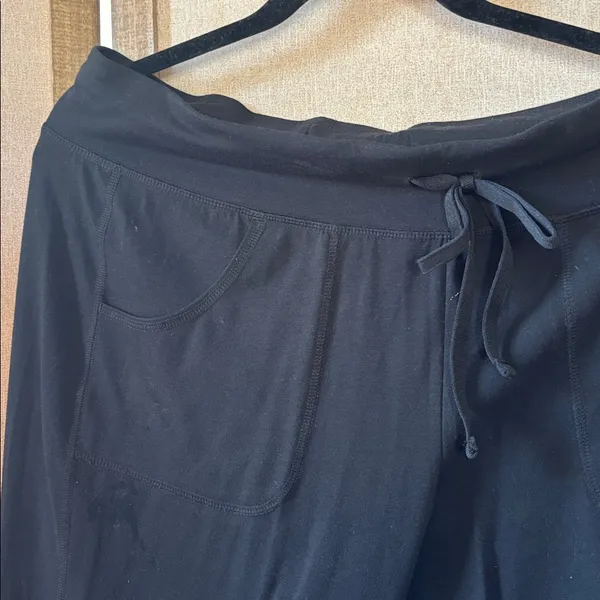 FINAL MARKDOWN Athletic works Black Drawstring Pants medium - Image 2