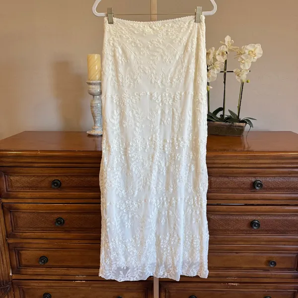 Altar’d State Embroidered Mesh Lace Maxi Skirt NWT Small - Image 8