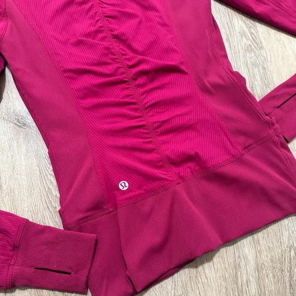 Lululemon | Women's‎ In Flux Reversible Ribbed Hooded Jacket, Cranberry, Size 4 - Image 8