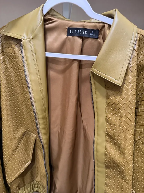 Lioness Green Bomber Jacket - Image 7