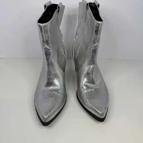Metallic Faux Leather‎ Bootie features a silver SIze 7 - Image 2