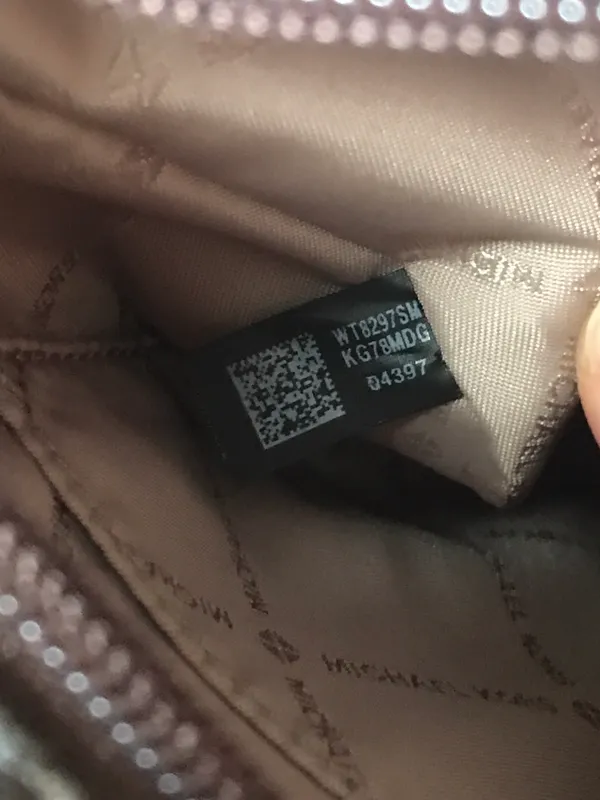 Michael Kors Purse - Image 8
