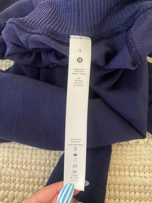 Lululemon Hold Tight Long Sleeve Shirt Ribbed - Image 4