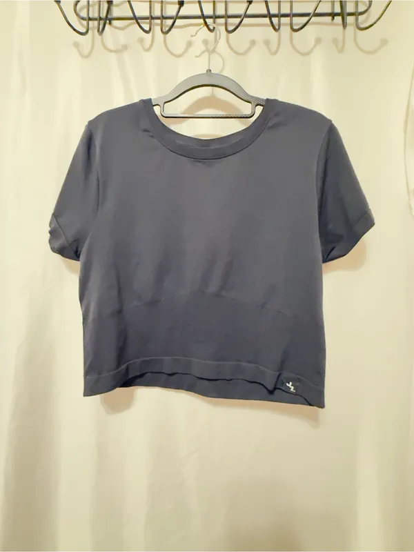 Joylab Women’s Black Cropped Cut Out Baby T-Shirt size XL-NWT - Image 4