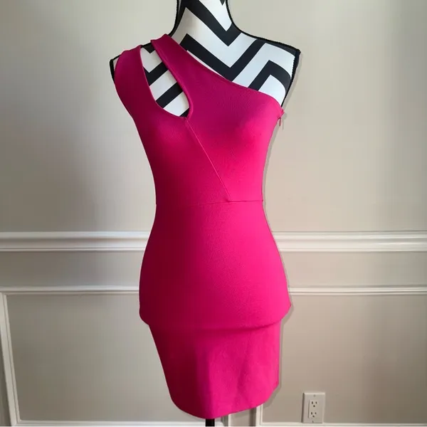 SUPERDOWN Nava Asymmetrical Mini Dress One Shoulder Hot Pink‎ Small - Image 2