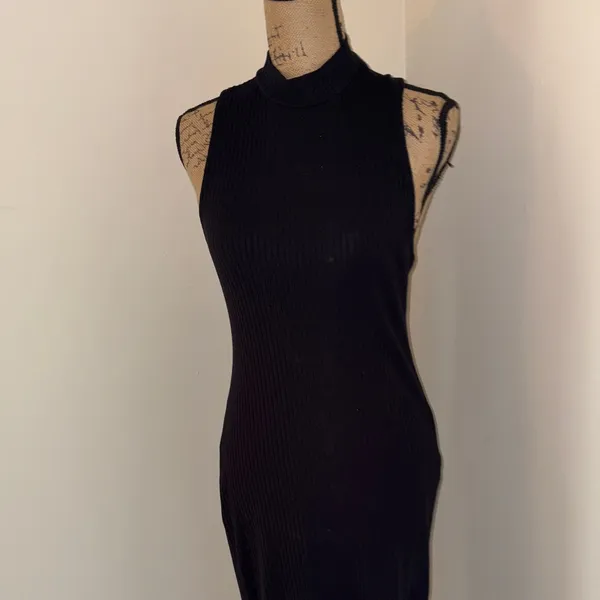Forever 21 Sleeveless Black Ribbed Midi Dress - Classic Women's Dress - Image 2