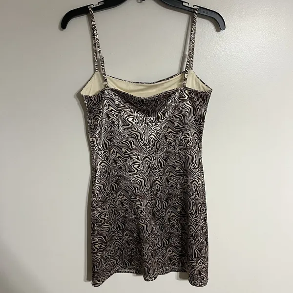 Urban‎ Outfitters UO Cole Swirl Sateen Mini Dress Size Medium Brown & Tan - Image 16