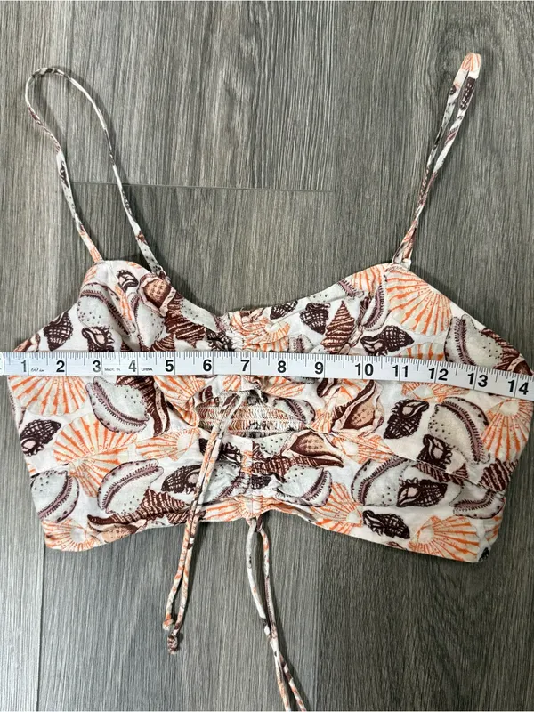Urban Outfitters Seashell Micro Crop Top Cinched Size Small Beach Vacation - Image 9