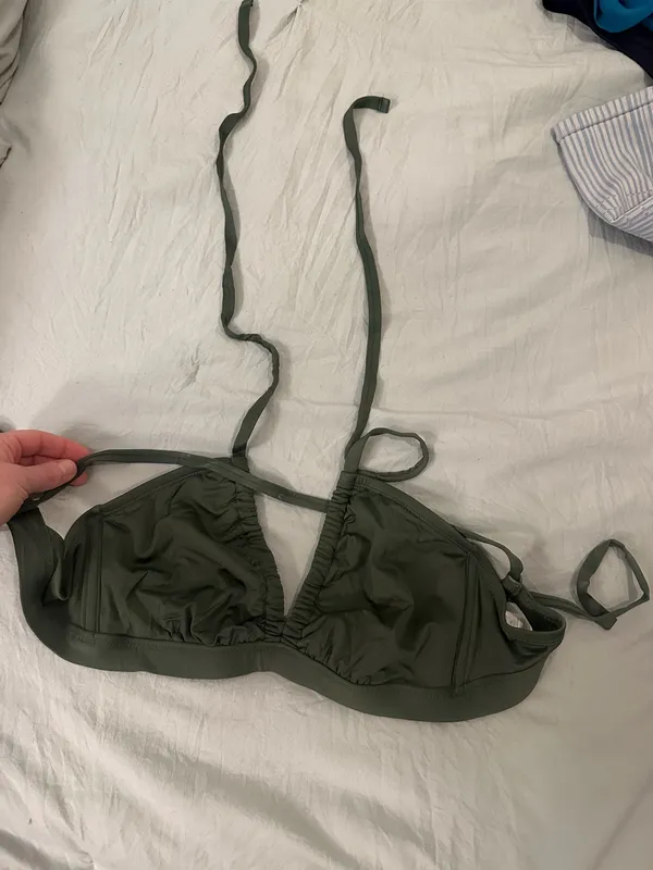 Green Target bikini top good support - Image 3