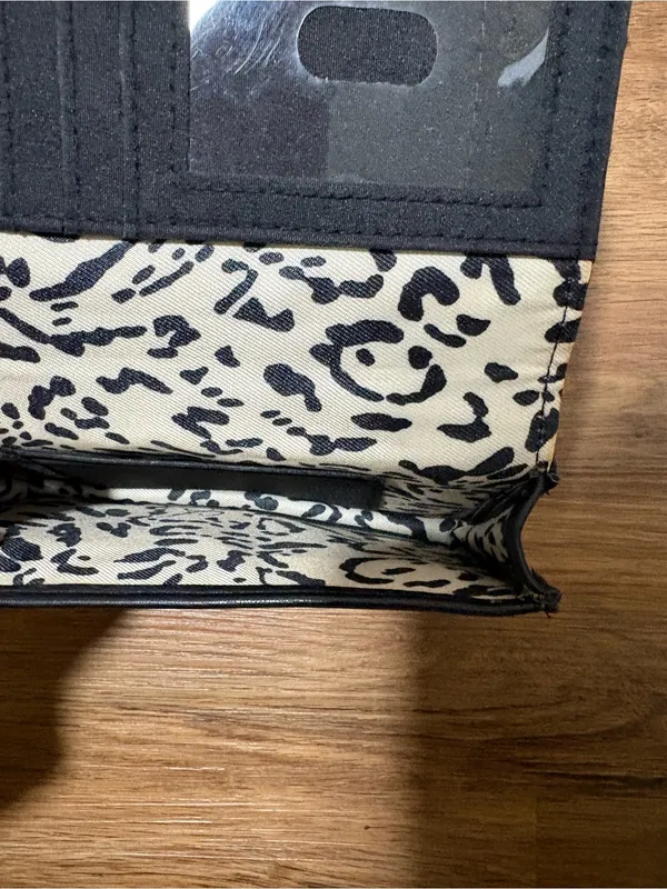 Jessica Simpson Black Checkbook Wallet Leopard Print Interior Faux Leather - Image 3
