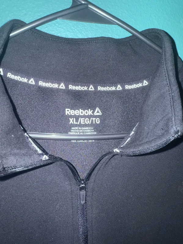 Men’s Reebok Pullovers Size XL - Image 2