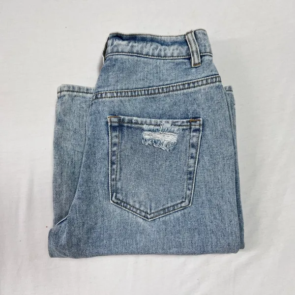 High Waisted Baggy Jeans - Image 8