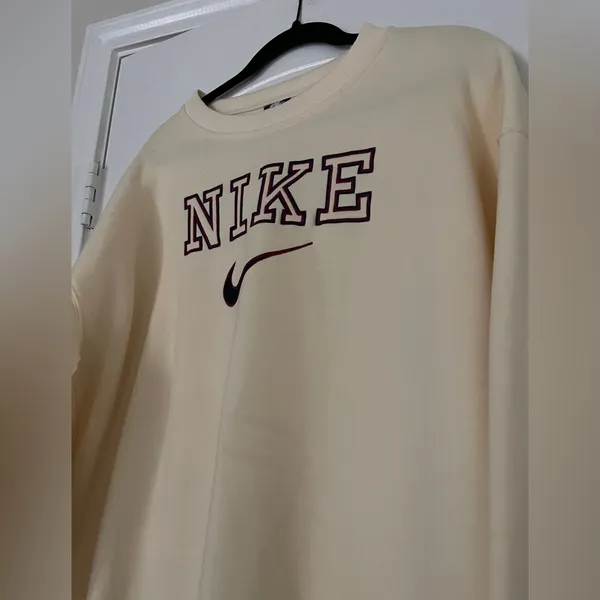 Vintage Nike Crewneck Sweatshirt In Cream Size XL - Image 2