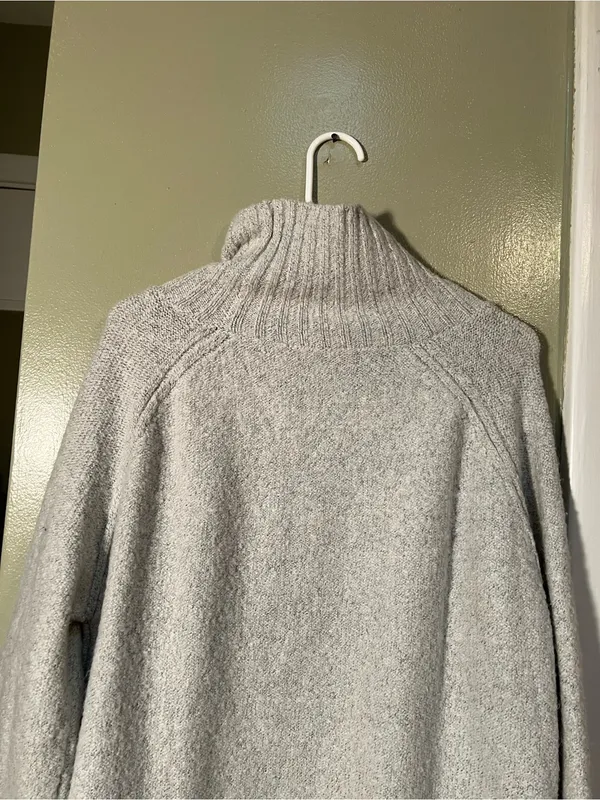 Gilli Women's Size Medium Mock Neck Turtleneck Sweater Light Gray Stretch LT1243 - Image 8