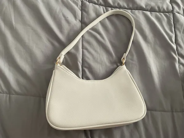White Embossed Shoulder Bag Y2K Baguette Purse - Image 2