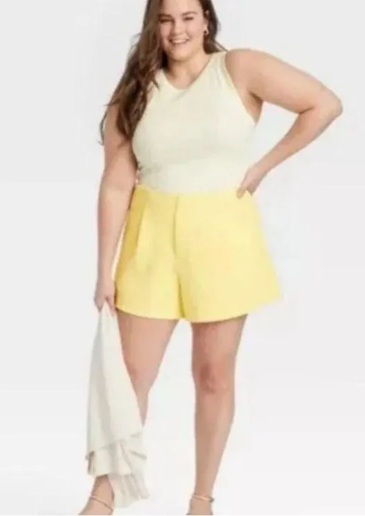 A New Day Bright Yellow Pleated Shorts High Rise Tailored Size 4 Pocket Like New - Image 3