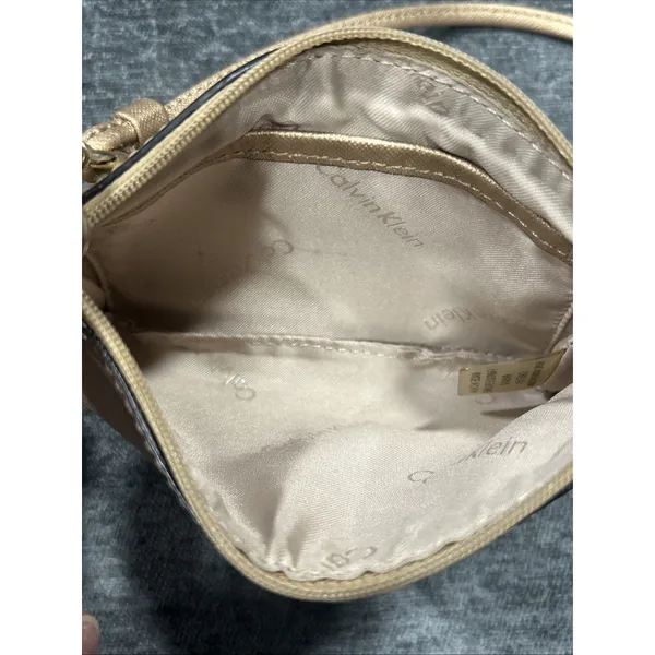 Calvin Klein Saffiano‎ Wristlet Gold Vegan Leather Zip Wallet Pouch Mini Bag - Image 5