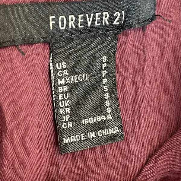 Forever 21 Women’s Wrap Around Surplice Deep Burgundy‎ Crop Top Size S - Image 8