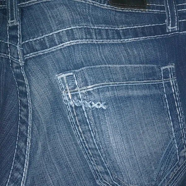 BKE Kate 31x37 Tall Low Rise White Contrast Stitched Pocket Boot Cut Jeans - Image 11