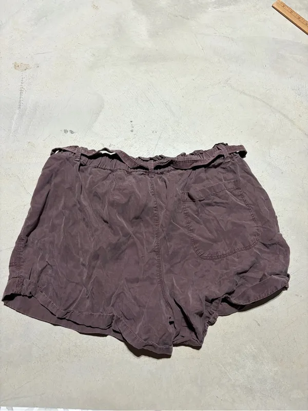 Aerie Paperbag Waist Drawstring Shorts Plum burgundy large - Image 3