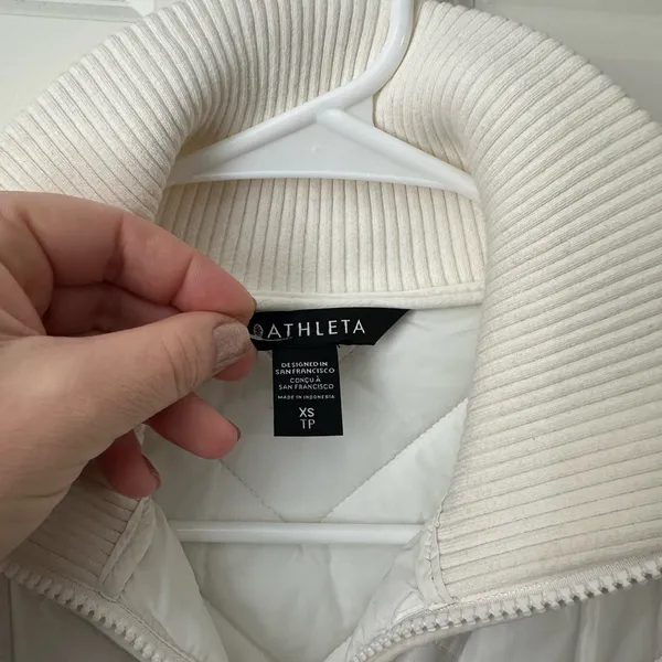 Athleta Mendocino Coat Zipper Front Belted Magnolia White Puffer Women’s Size XS - Image 6